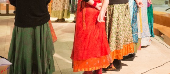 polyfemna-cest-les-jupes-colorees